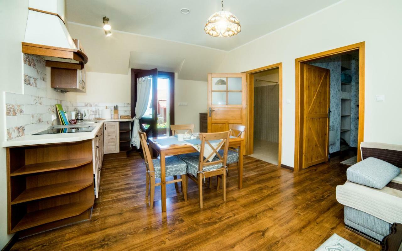 Apartamenty Romanowka Raszow Экстерьер фото