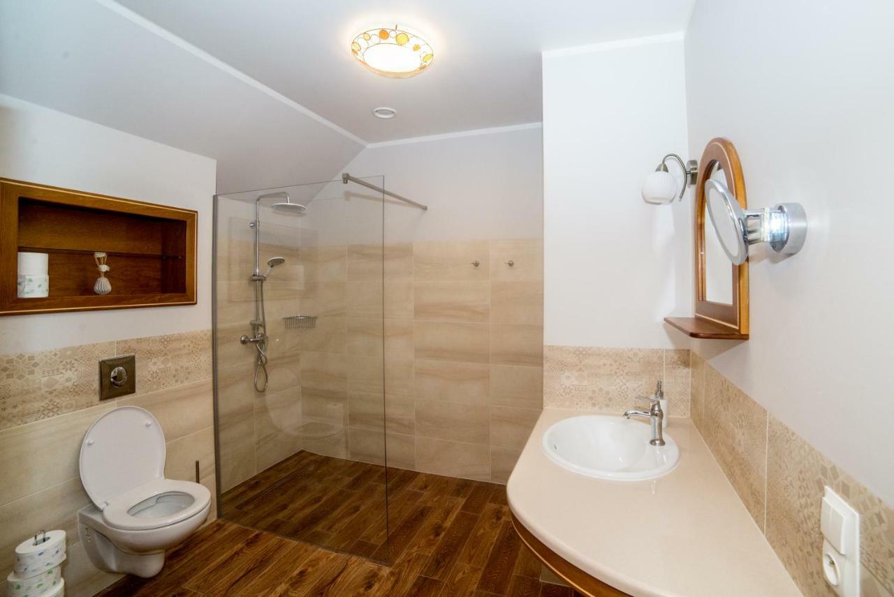 Apartamenty Romanowka Raszow Экстерьер фото